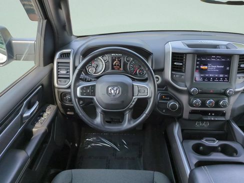 Used 2020 RAM 1500 Big Horn RWD image 12