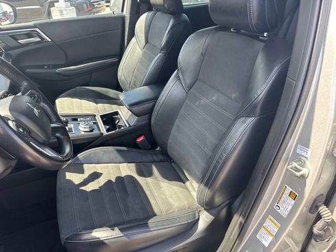 Used 2022 Mitsubishi Outlander SE AWD/4WD image 30