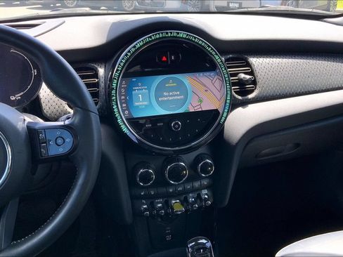 Used 2022 MINI Cooper SE FWD image 6