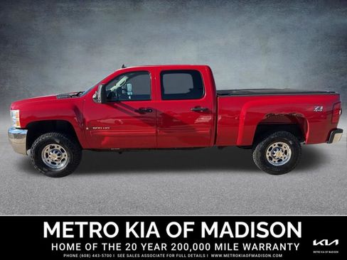 Used 2009 Chevrolet Silverado 2500 LT w/ Exterior Plus Package image 3