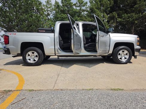 Used 2015 Chevrolet Silverado 1500 LT AWD/4WD image 2