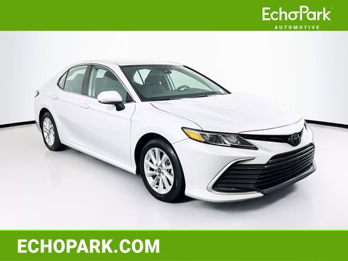 Used 2024 Toyota Camry LE image 1
