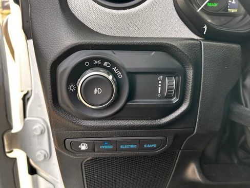 Used 2024 Jeep Wrangler Unlimited AWD/4WD image 21