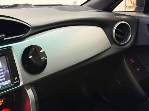 Used 2014 Subaru BRZ Limited w/ Popular Package #1B RWD image 26