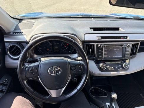 Used 2017 Toyota RAV4 XLE w/ Plus Special Value Package AWD/4WD image 10