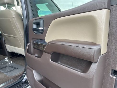 Used 2016 GMC Sierra 2500 Denali w/ Duramax Plus Package image 19