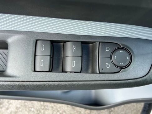 New 2027 Chevrolet Bolt LT w/ Comfort Package FWD image 16