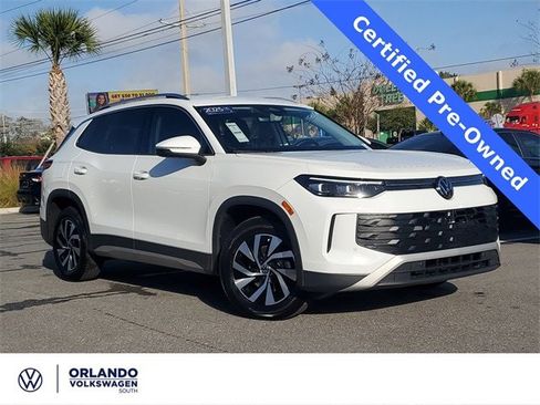 Certified 2025 Volkswagen Tiguan S image 1