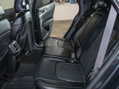 Used 2024 Kia Sportage X-Line AWD/4WD image 14