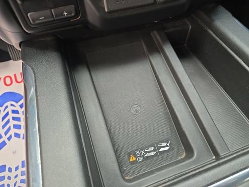 Used 2019 GMC Sierra 1500 SLT image 35