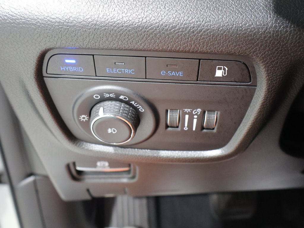 Used 2023 Jeep Grand Cherokee 4WD 4xe image 33
