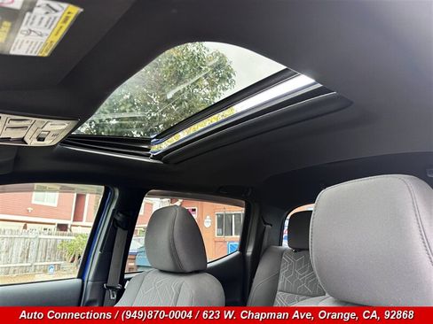Used 2017 Toyota Tacoma TRD Off-Road RWD image 21