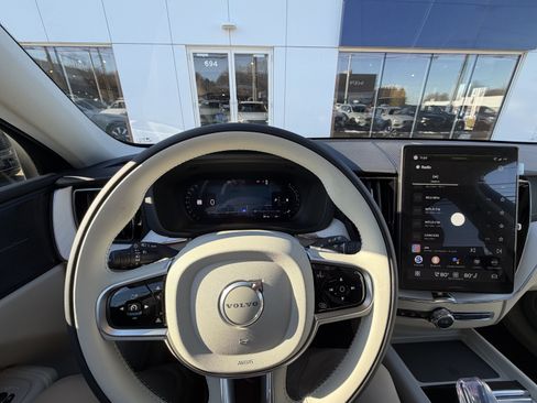 New 2026 Volvo XC60 B5 Ultra w/ Protection Package Premier image 5