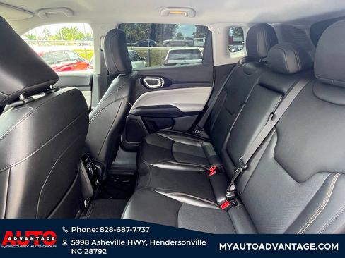 Used 2022 Jeep Compass Limited AWD/4WD image 27