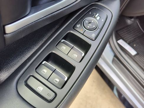 Used 2025 Hyundai Sonata SEL FWD image 19