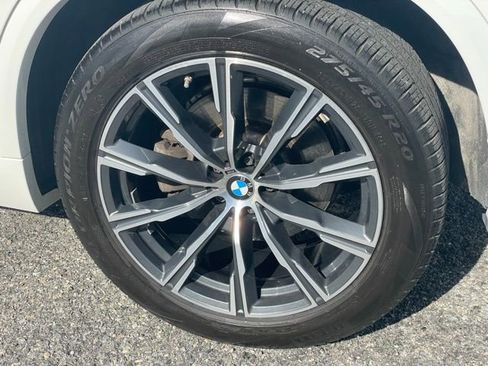 Used 2021 BMW X5 xDrive40i w/ M Sport Package AWD/4WD image 28