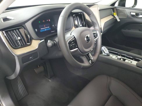 New 2027 Volvo XC60 B5 Plus AWD/4WD image 24