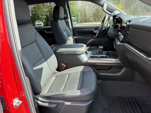 Used 2025 Chevrolet Silverado 1500 LT w/ All Star Edition Plus image 13