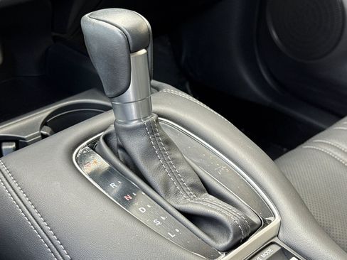 Used 2026 Honda HR-V EX-L image 18