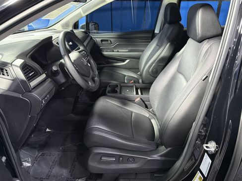 Used 2025 Honda Odyssey EX-L image 24