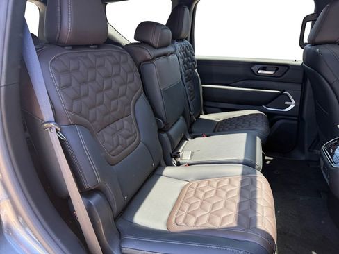 New 2026 Nissan Armada Platinum RWD image 17
