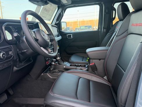 New 2026 Jeep Wrangler Unlimited Rubicon AWD/4WD image 12