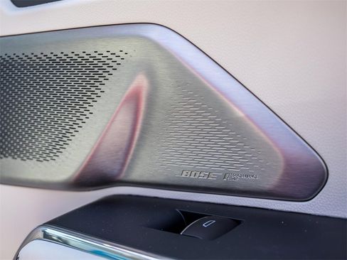 New 2025 GMC Acadia Denali w/ Super Cruise Package image 15