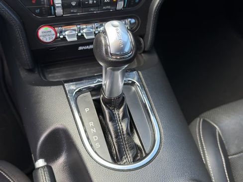 Used 2017 Ford Mustang Premium image 19