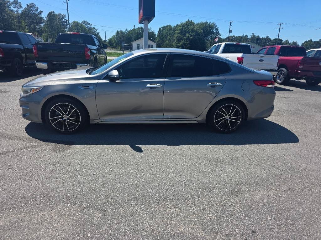 Used 2016 Kia Optima LX w/ LX Convenience Package FWD image 2