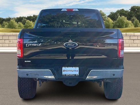 Used 2017 Ford F150 Lariat image 4