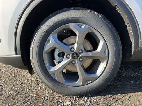 New 2026 Ford Escape ST-Line w/ Tech Pack #1 image 12