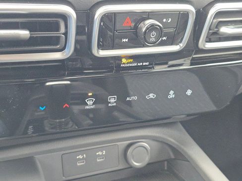 New 2026 Nissan Sentra SV w/ Floor Mat Package FWD image 36