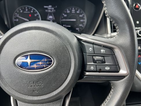 Used 2024 Subaru Ascent Premium w/ Convenience Package AWD/4WD image 23