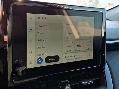 Used 2024 Toyota Corolla Cross XLE image 16