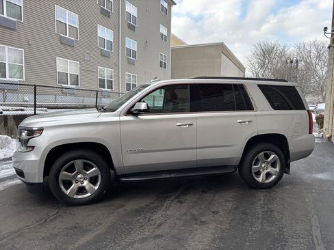 Used 2018 Chevrolet Tahoe LT w/ Luxury Package image 3