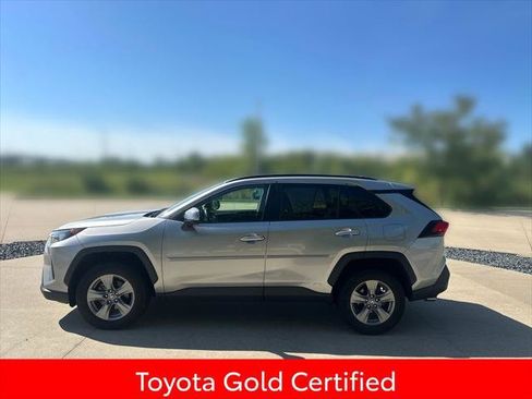 Certified 2022 Toyota RAV4 LE AWD/4WD image 1