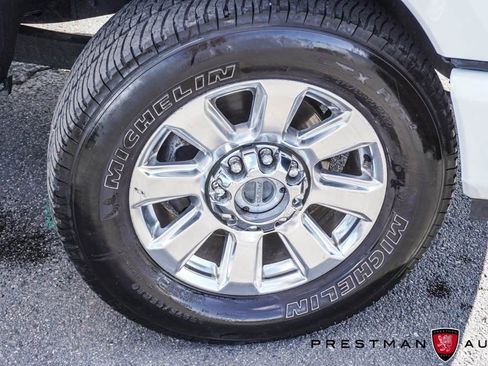 Used 2022 Ford F350 Platinum w/ FX4 Off-Road Package image 12