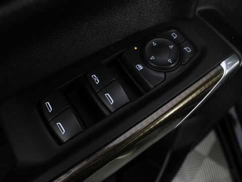 Used 2022 Chevrolet Silverado 1500 RST image 14