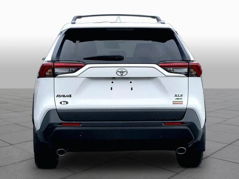 Used 2023 Toyota RAV4 XLE w/ Convenience Package AWD/4WD image 5