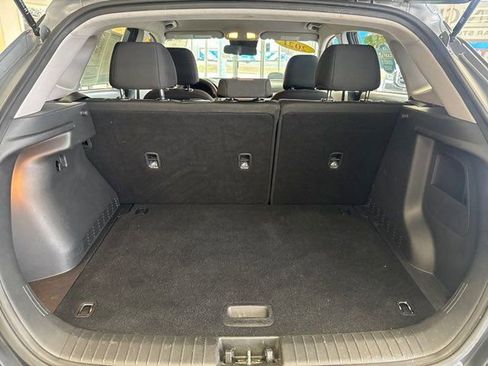 Used 2021 Hyundai Kona SE image 11