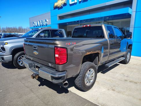 Used 2015 Chevrolet Silverado 2500 LT w/ LT Convenience Package image 6
