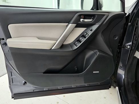 Used 2018 Subaru Forester 2.5i Limited AWD/4WD image 19