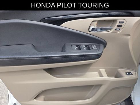 Used 2018 Honda Pilot Touring image 27