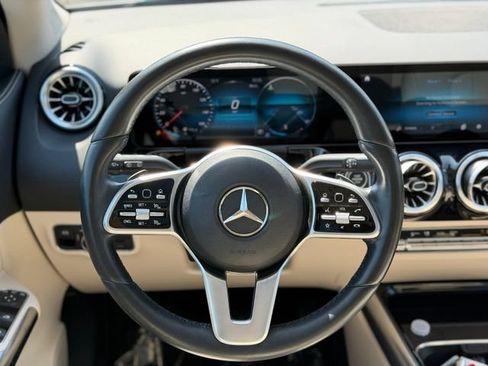 Used 2022 Mercedes-Benz GLA 250 4MATIC image 24