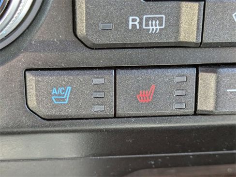 Used 2017 Ford F150 Lariat w/ Equipment Group 502A Luxury image 22