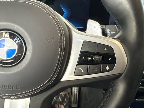 Certified 2024 BMW X7 xDrive40i w/ Executive Package AWD/4WD image 18
