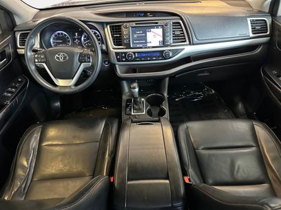 Used 2016 Toyota Highlander XLE