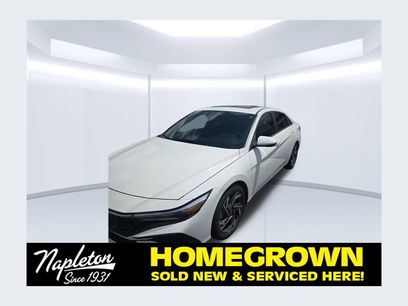 Used 2024 Hyundai Elantra SEL w/ Convenience Package