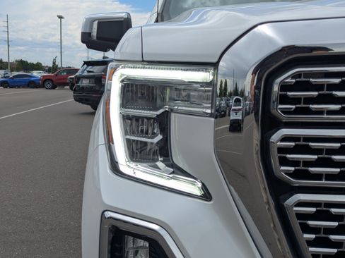 Certified 2022 GMC Sierra 1500 Denali w/ Driver Alert Package II AWD/4WD image 43