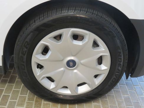 Used 2016 Ford Transit Connect XL image 10